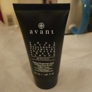 Avant Face and Eye night cream
